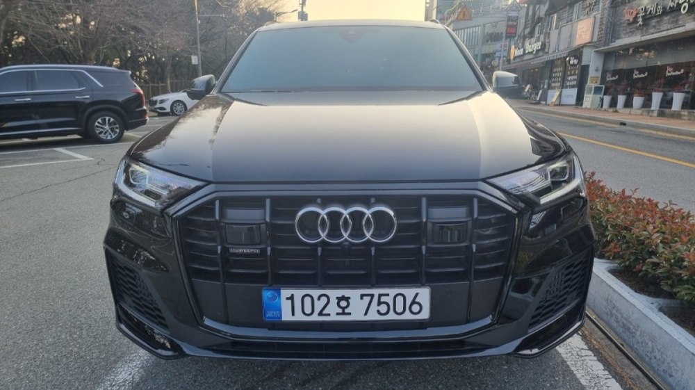 Audi Q7 (4M)