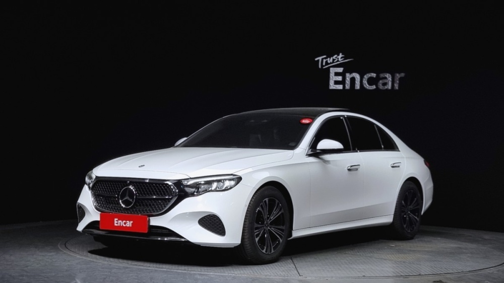 Mercedes-Benz E-Class W214