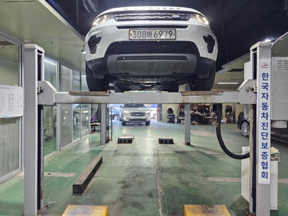 Land rover discovery sport