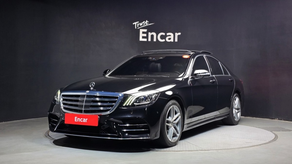 Mercedes-Benz S-Class W222