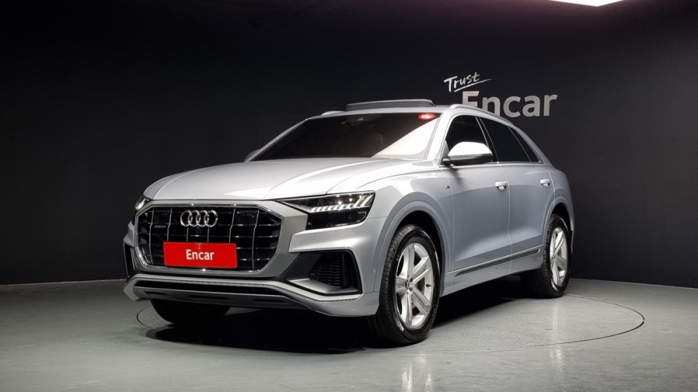 Audi Q8 (4M)