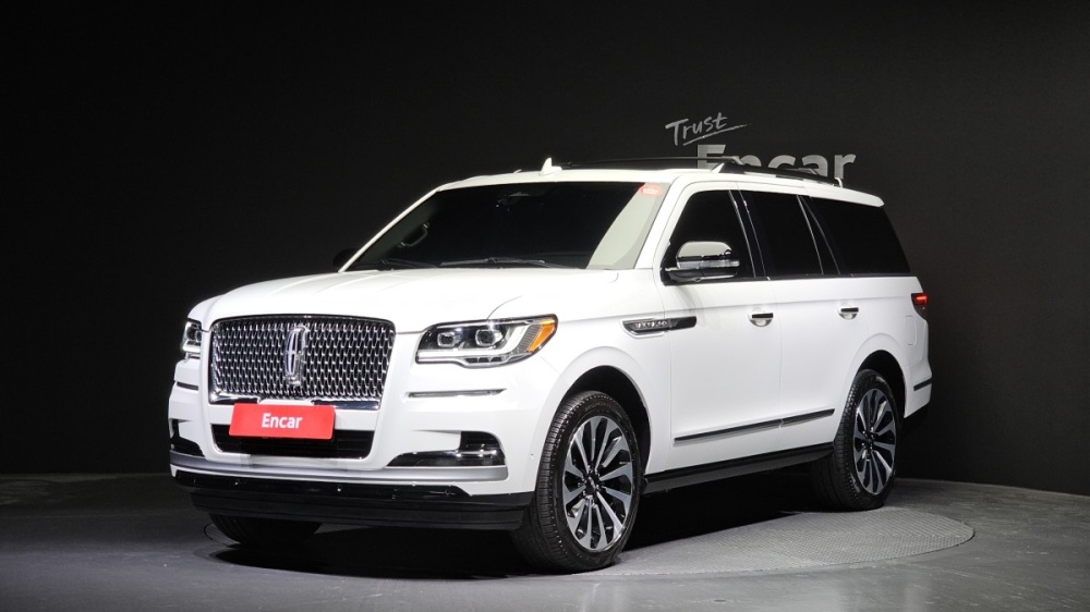 Lincoln Navigator 4th generation