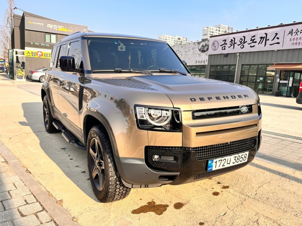 Land rover Defender (L663)