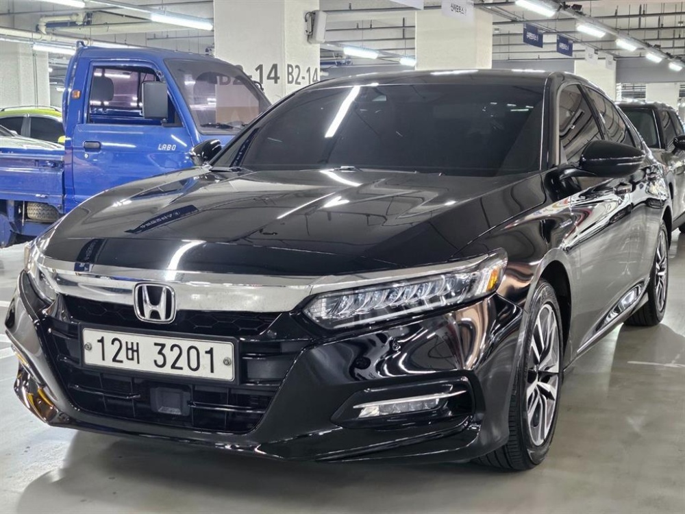 Honda Accord 10th Gen