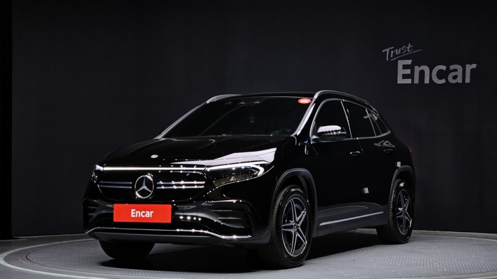 Mercedes-Benz EQA-H243
