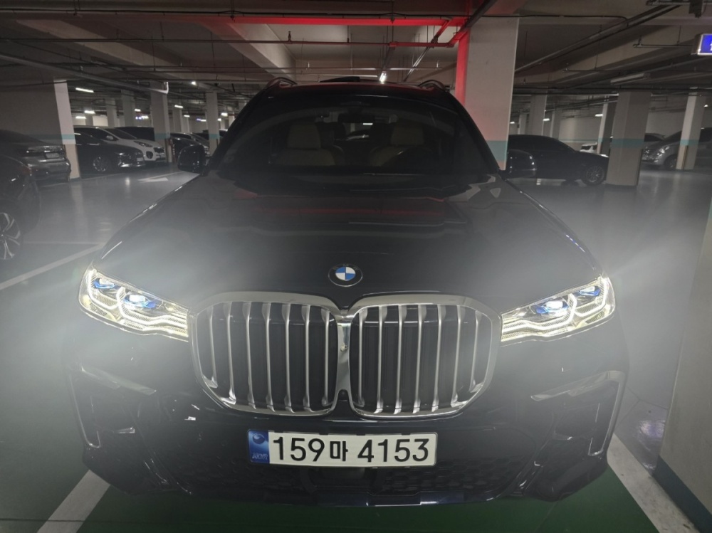 BMW X7 (G07)