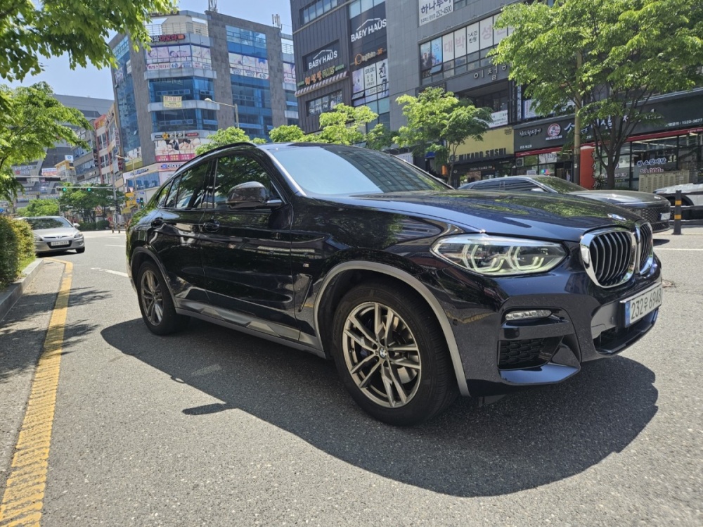 BMW X4 (G02)