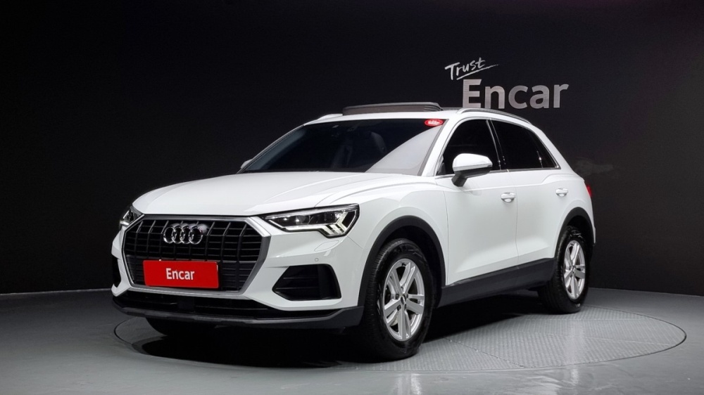 Audi Q3 (F3)