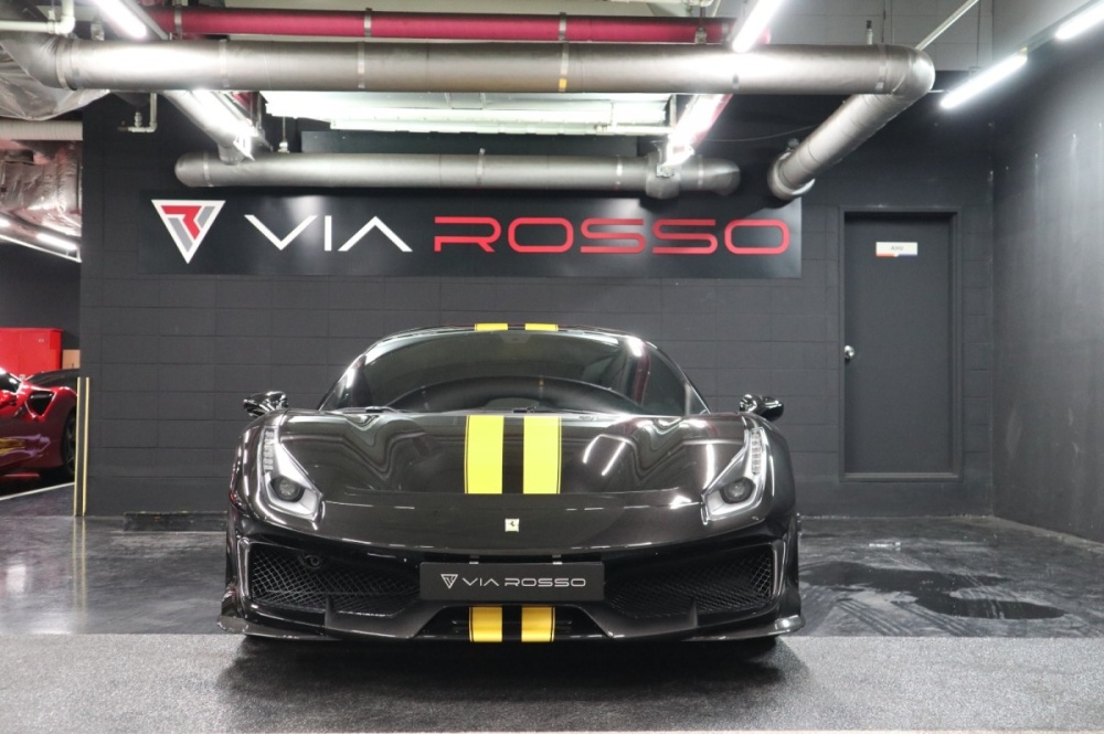 Ferrari 488 Pista