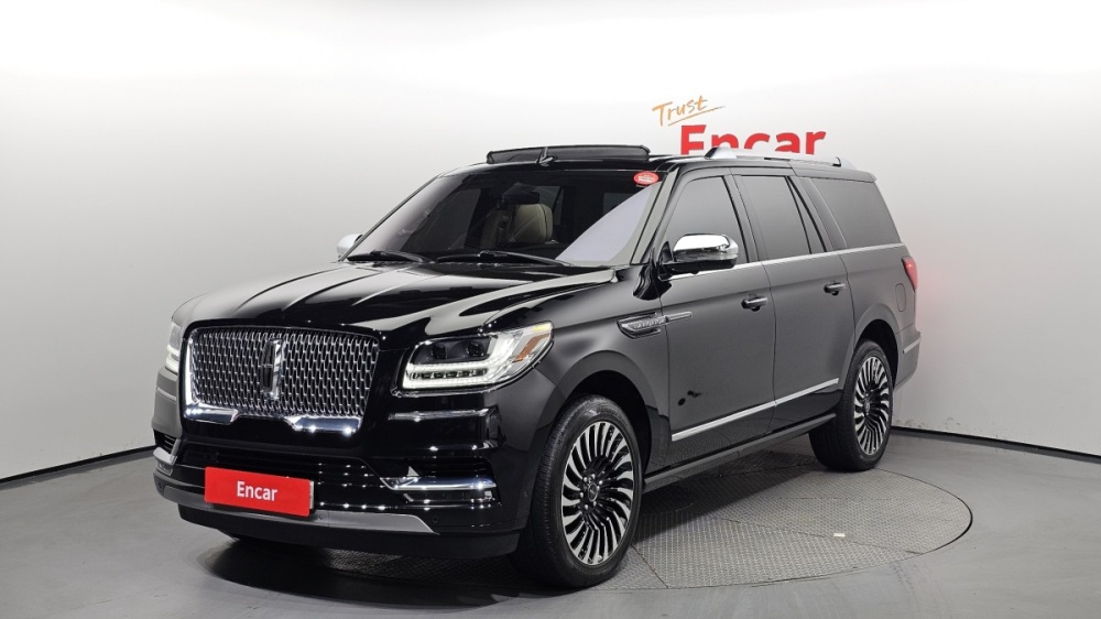 Lincoln Navigator 4th generation