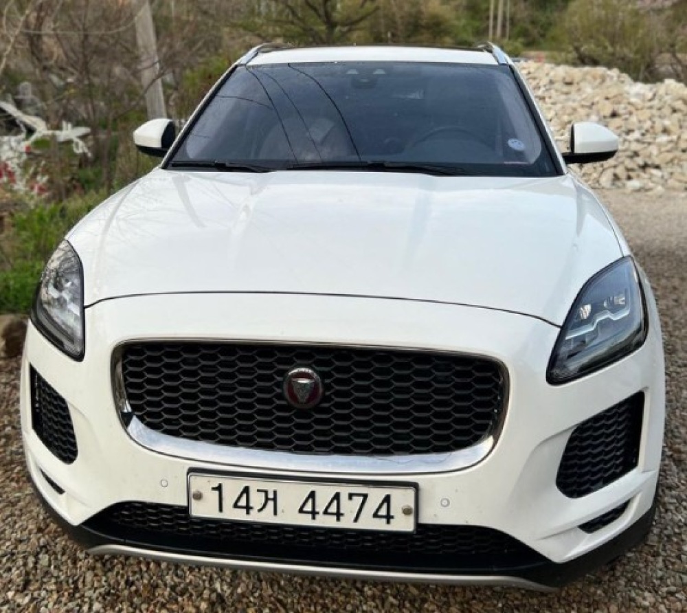 Jaguar E-PACE