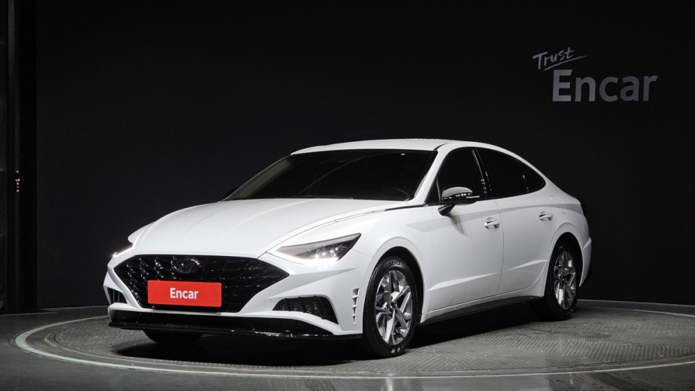 Hyundai Sonata (DN8)