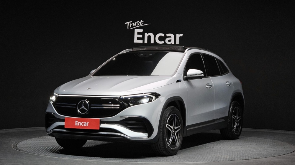 Mercedes-Benz EQA-H243
