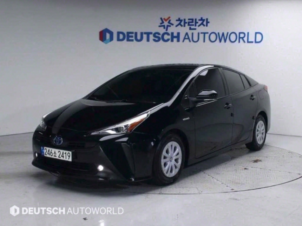 Toyota Prius 4th generation