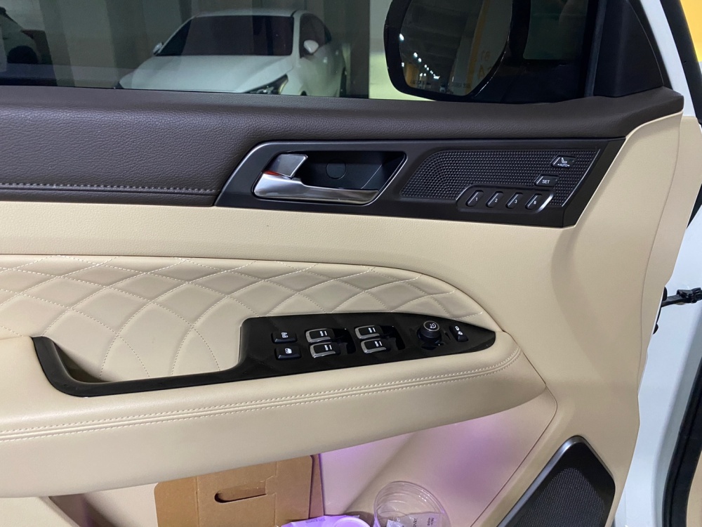 KG Mobility (Ssangyong) Rexton New Arena