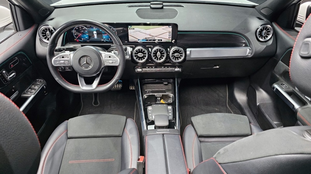 Mercedes-Benz GLB-Class X247