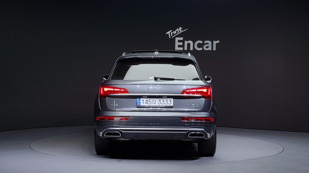 Audi Q5 (FY)