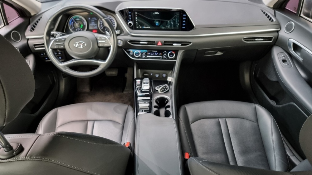 Hyundai Sonata Hybrid (DN8)