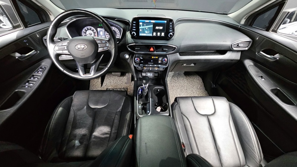 Hyundai Santa Fe TM