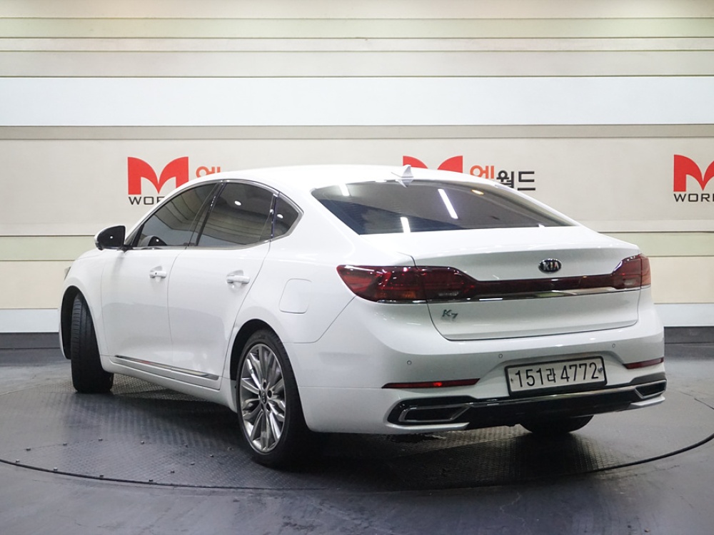 Kia K7 Premier