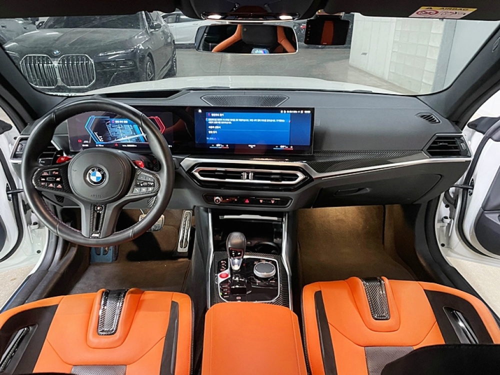 BMW M4 (G82)