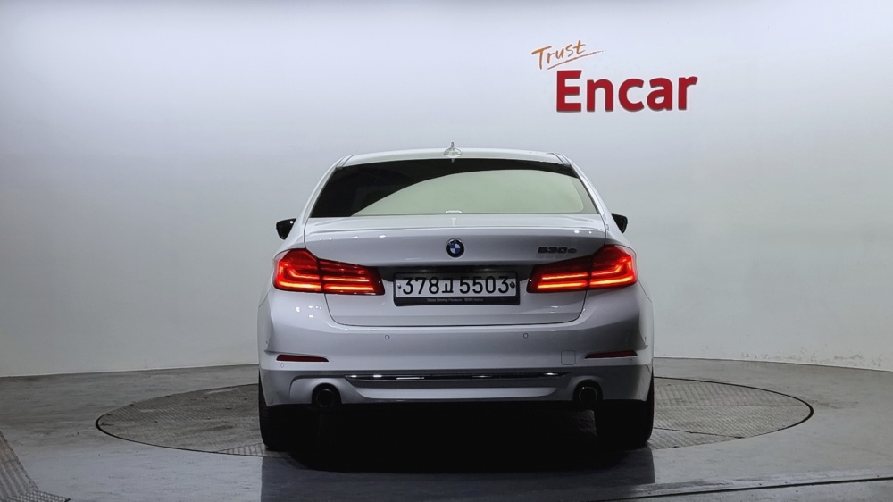 BMW 5 series (G30)