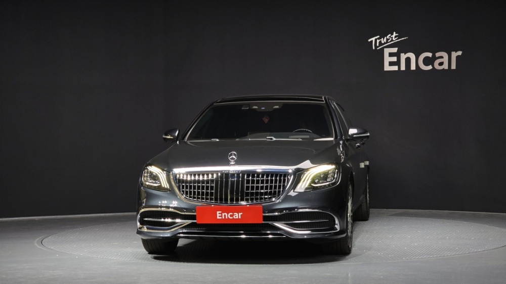 Mercedes-Benz S-Class W222