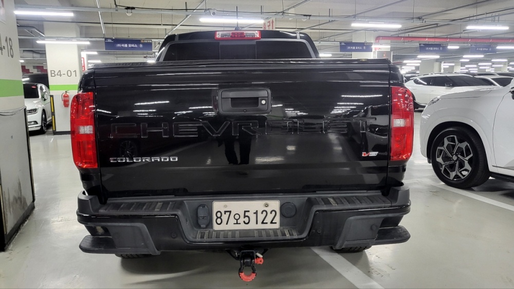 Chevrolet (GM Daewoo) real new colorado
