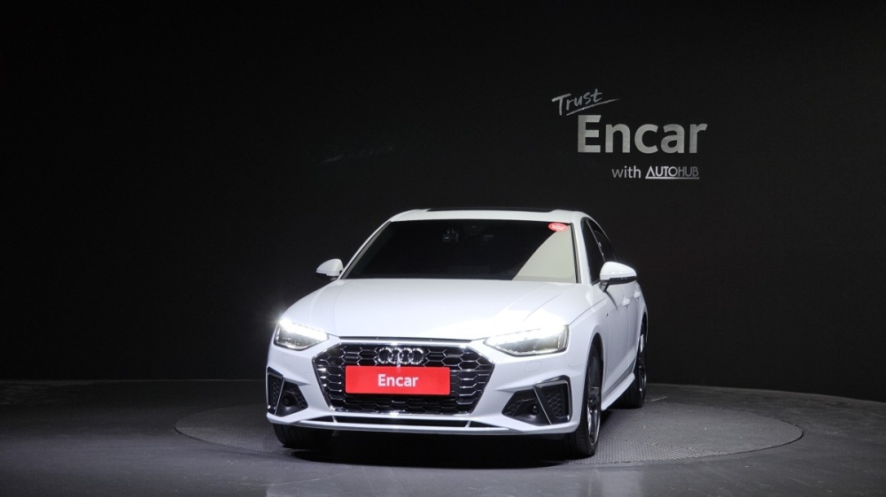 Audi A4 (B9)
