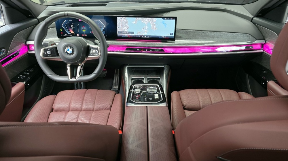 BMW 7 Series (G70)