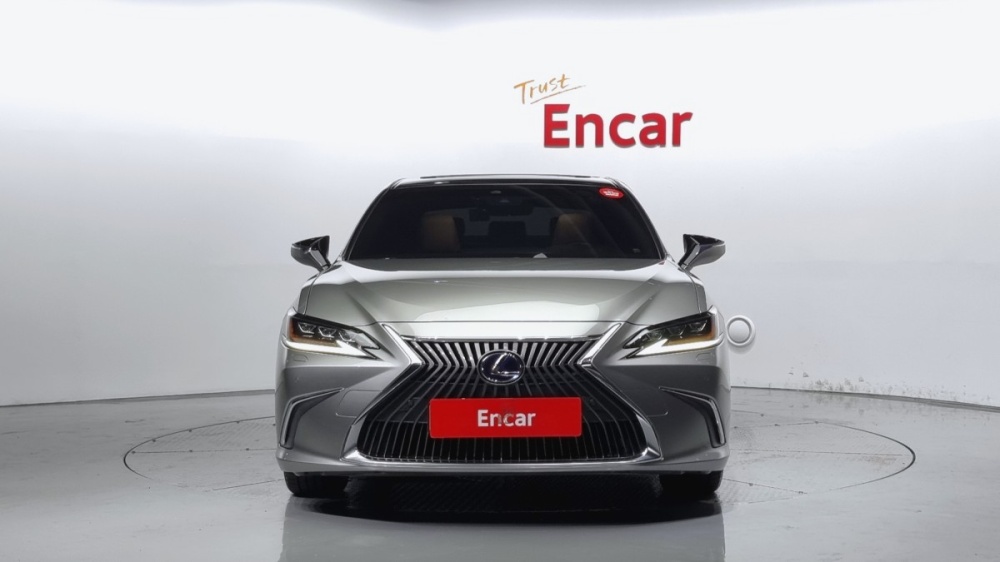 Lexus ES300h 7th generation