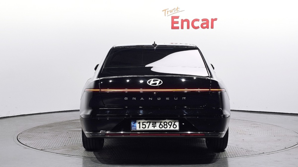 Hyundai Grandeur Hybrid (GN7)