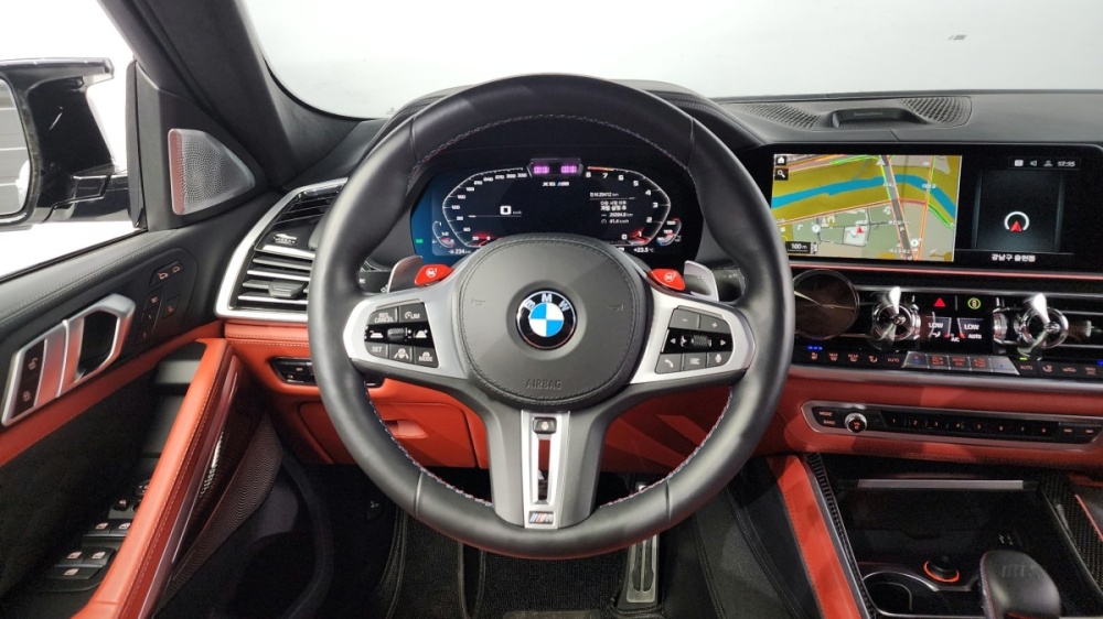 BMW X6M (G06)