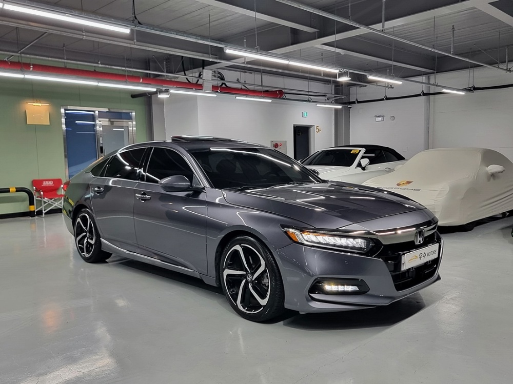 Honda Accord 10th Gen