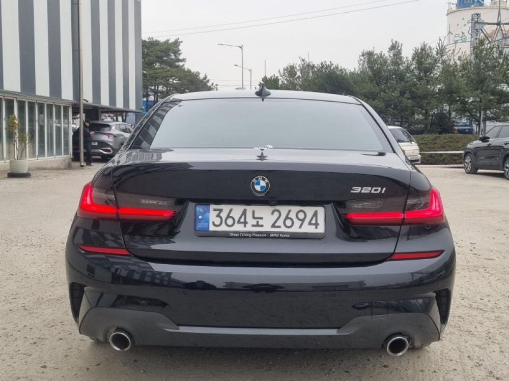 BMW 3 Series (G20)