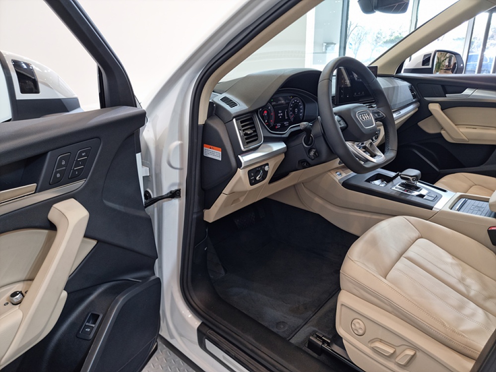 Audi Q5 (FY)
