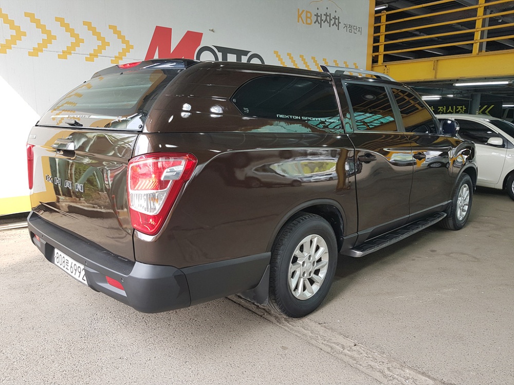 KG Mobility (Ssangyong) Rexton Sports Khan