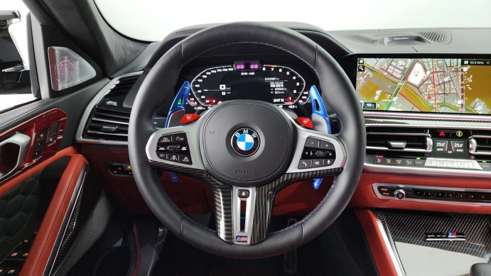 BMW X6M (G06)