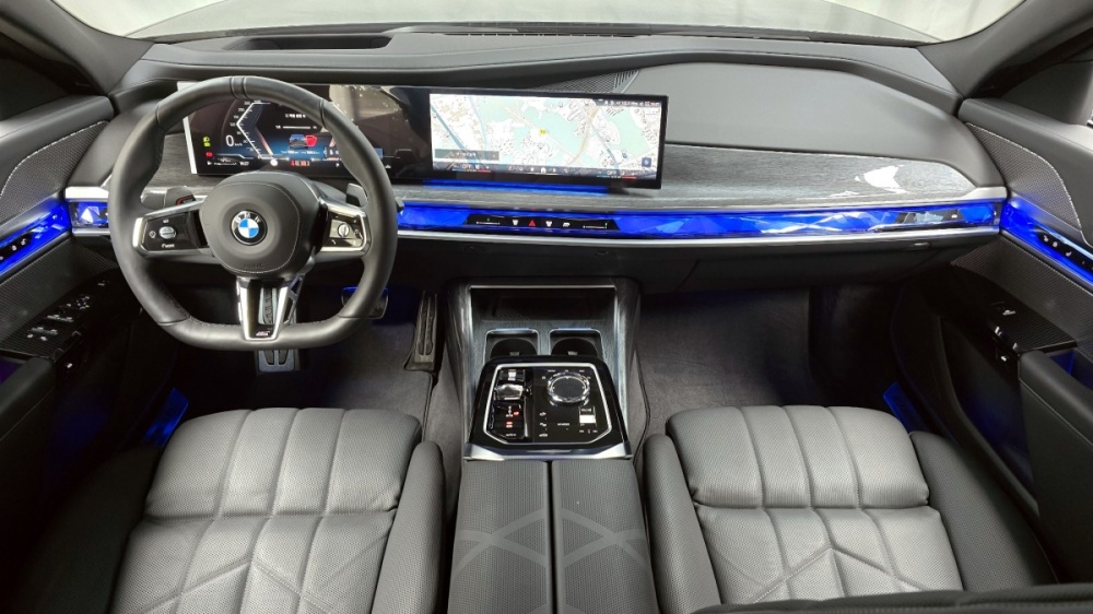 BMW 7 Series (G70)