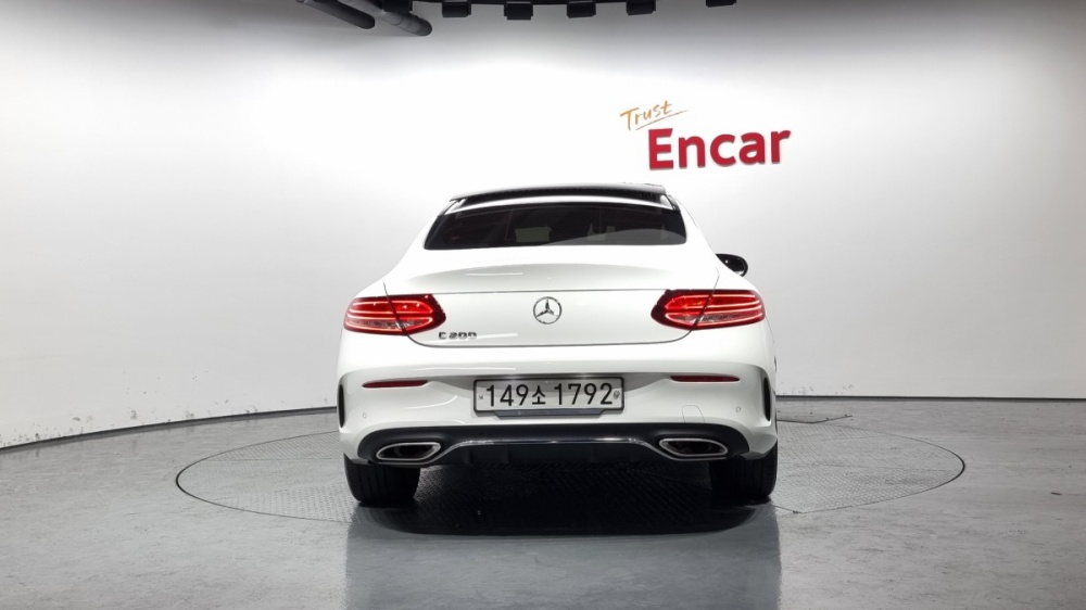 Mercedes-Benz C-Class W205