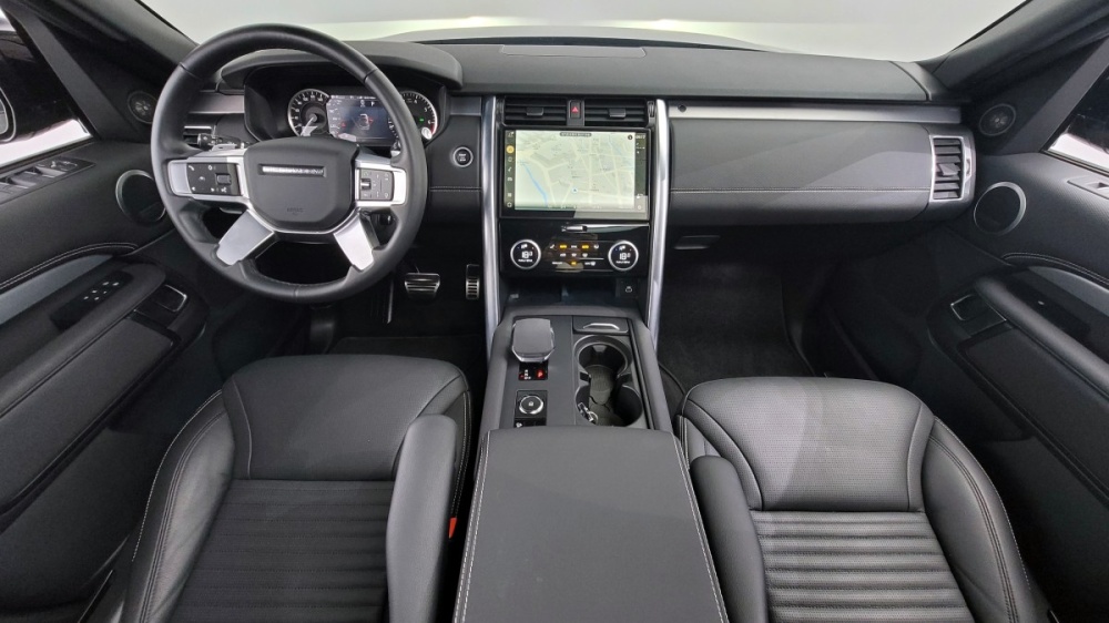Land rover discovery 5