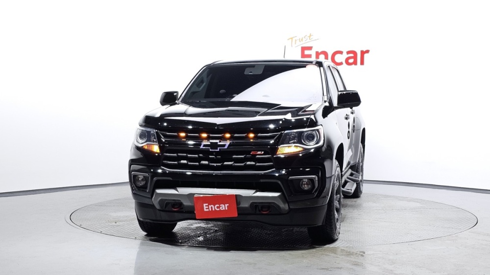 Chevrolet (GM Daewoo) real new colorado