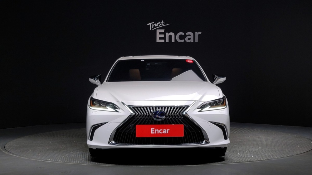 Lexus ES300h 7th generation