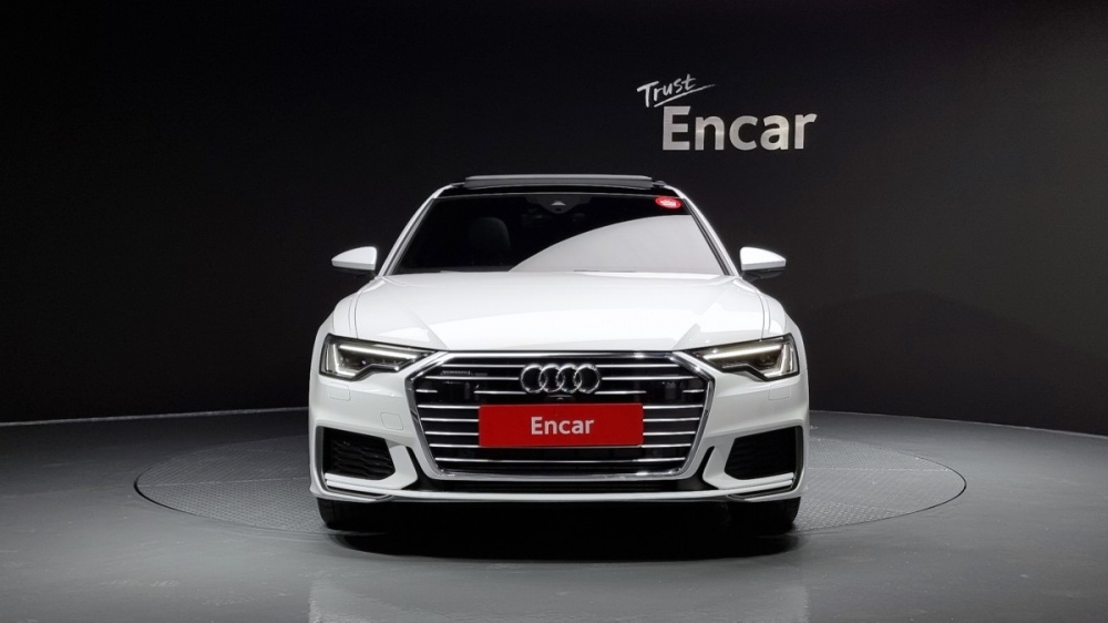 Audi A6 (C8)