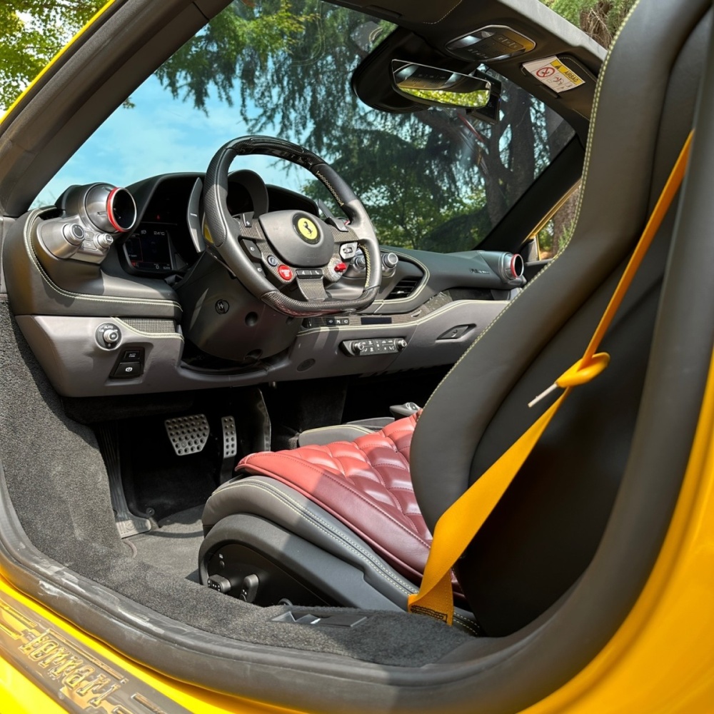 Ferrari F8 Spider