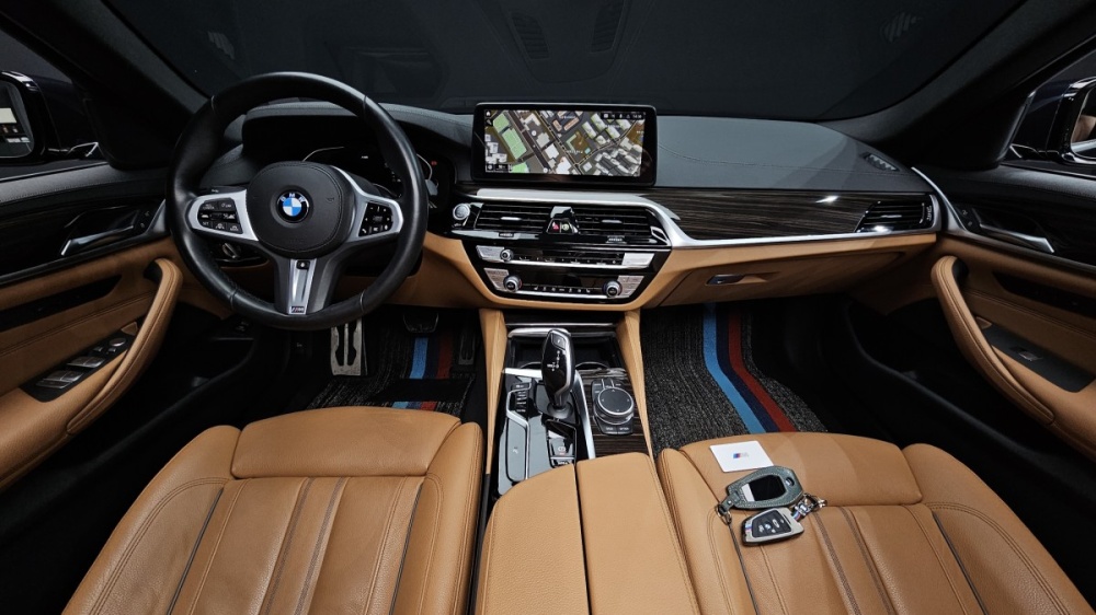 BMW 5 series (G30)