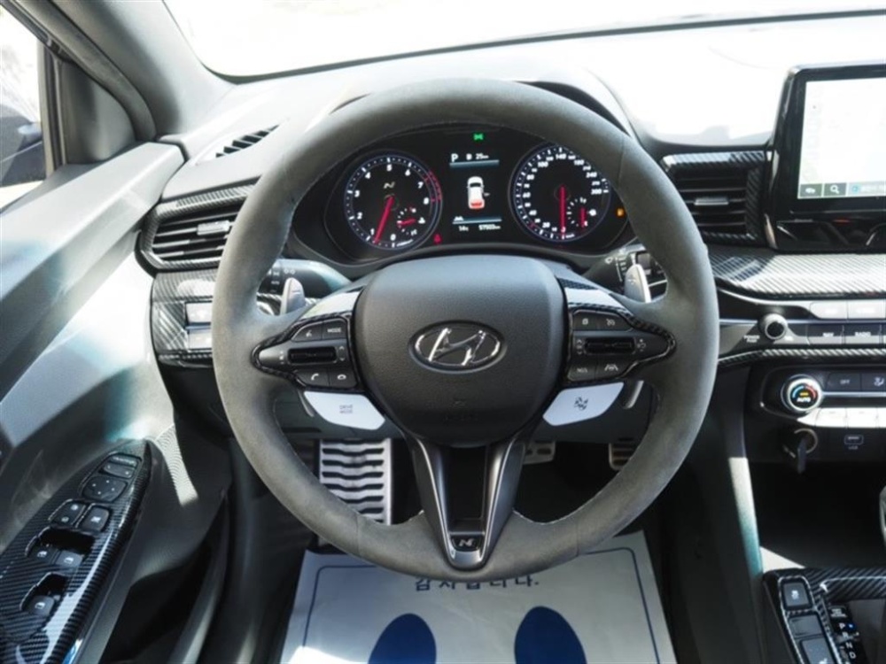 Hyundai Veloster (JS)