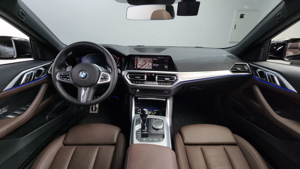 BMW 4 series (G22)