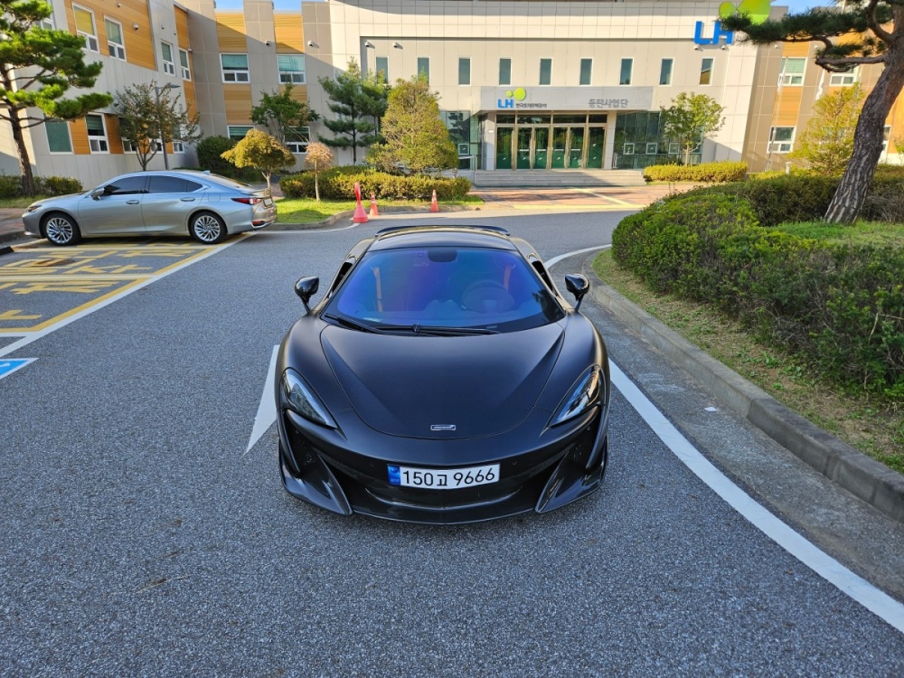 McLaren 600LT