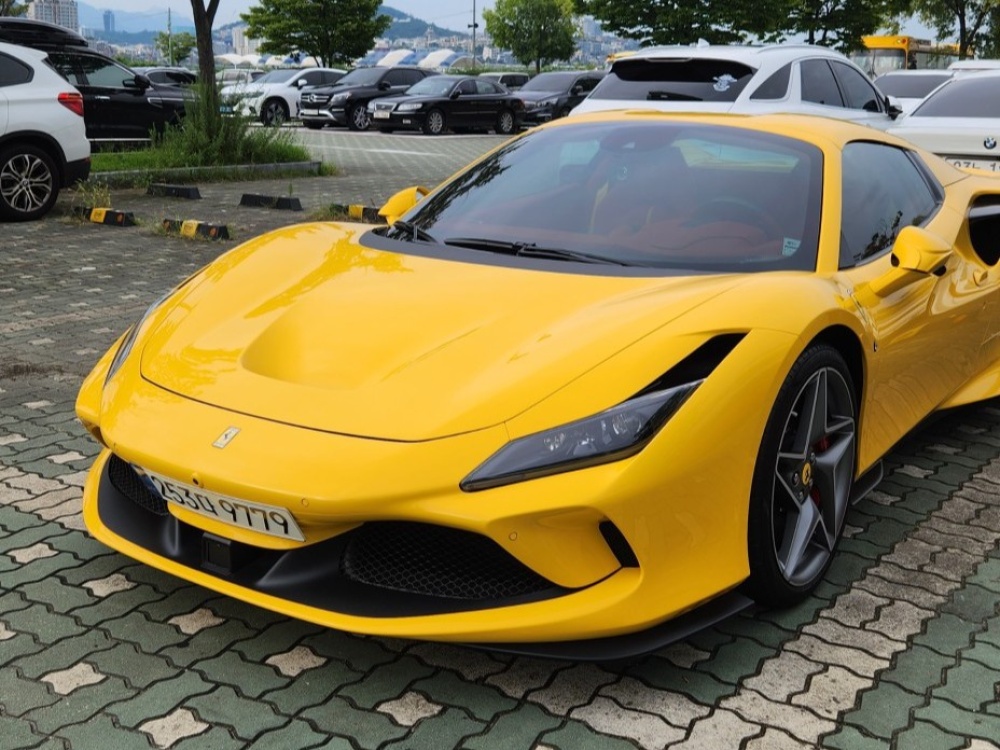 Ferrari F8 Spider